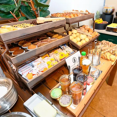 Flaminia Hotel